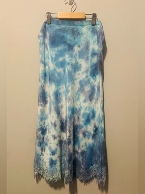 Blue Tie-Dye Lace Hem Maxi Skirt
